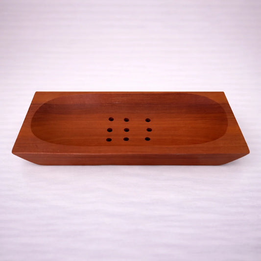 Jabonera clásica de madera de caoba natural con orificios de drenaje, vista superior