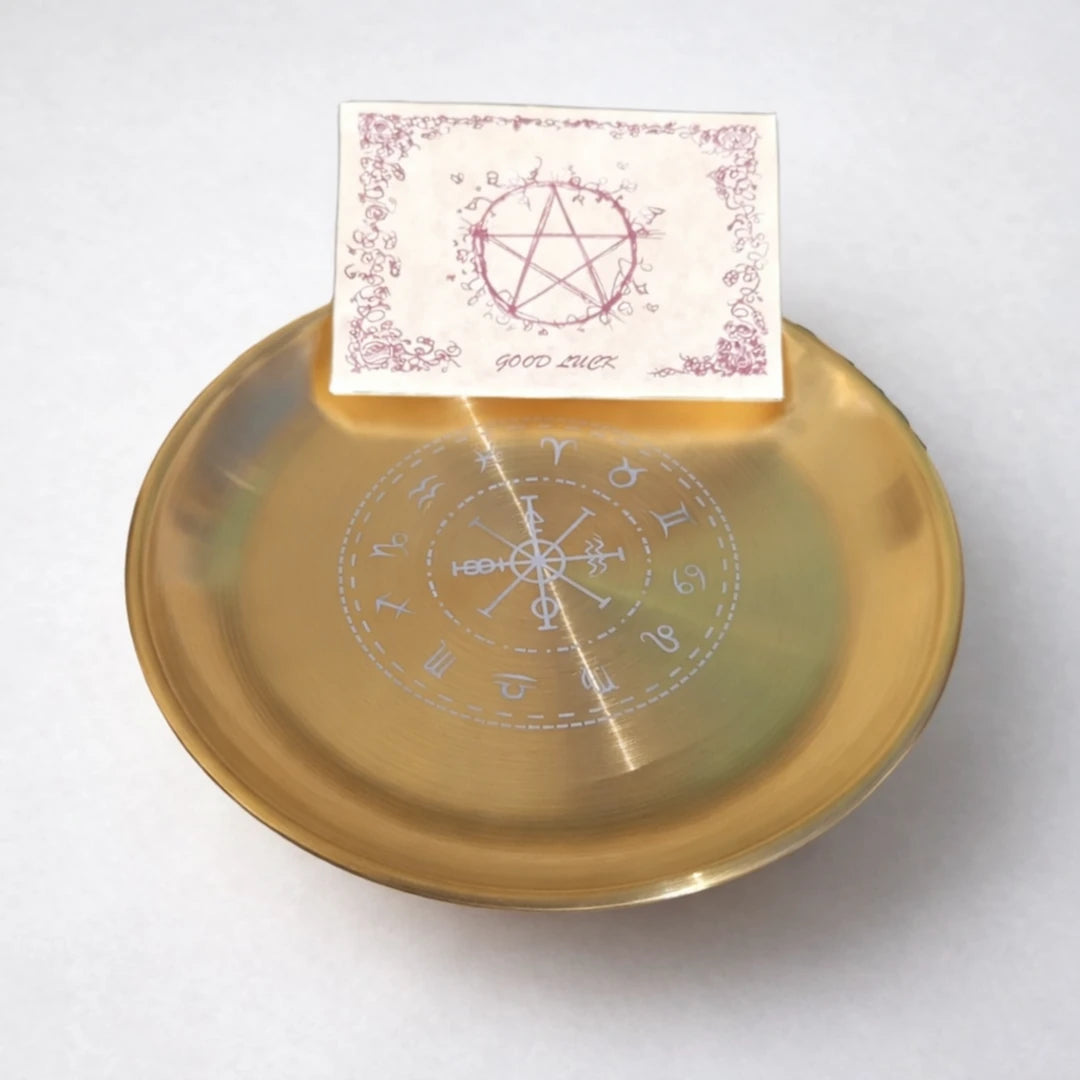 Soporte ritual de latón con símbolos del horóscopo y tarjeta decorativa, base para rituales, velas y prácticas energéticas